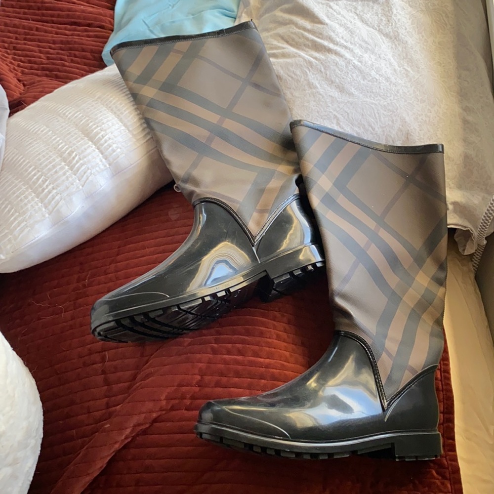 BURBERRY BOOTS 40 rain boots